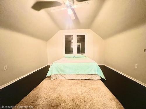 337 East 17Th Street, Hamilton, ON - Indoor Photo Showing Bedroom