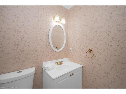 594 Forestwood Crescent, Burlington, ON - Indoor Photo Showing Bathroom