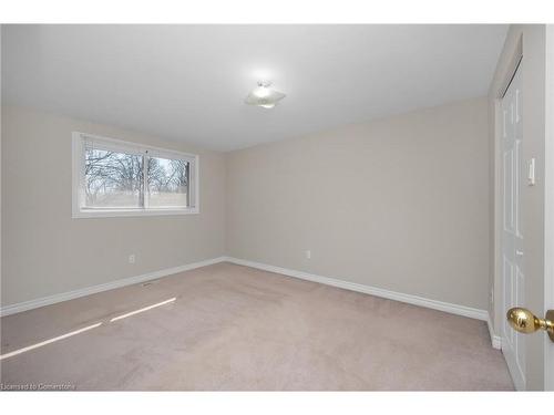 594 Forestwood Crescent, Burlington, ON - Indoor Photo Showing Other Room