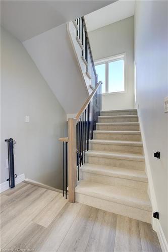 259 Timber Trail Road, Elmira, ON - Indoor Photo Showing Other Room