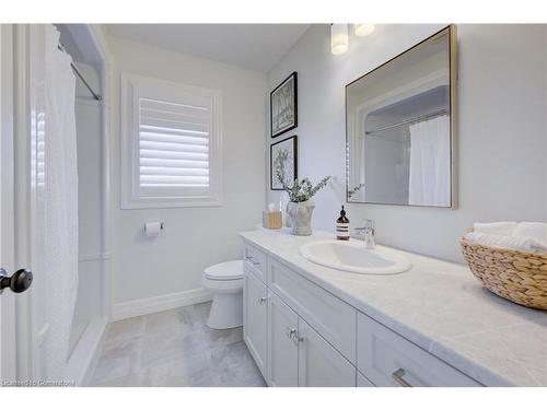 259 Timber Trail Road, Elmira, ON - Indoor Photo Showing Bathroom