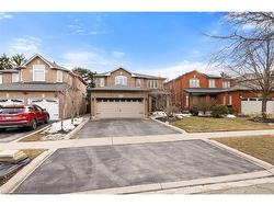 558 Phoebe Crescent  Burlington, ON L7L 6H6