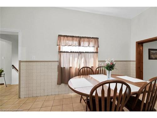 175 Victoria Avenue N, Hamilton, ON - Indoor Photo Showing Dining Room