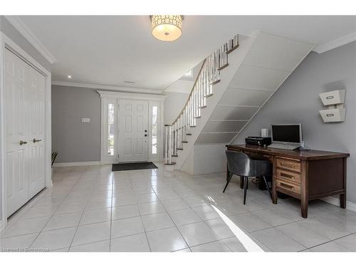 2031 Foster Court, Burlington, ON - Indoor Photo Showing Other Room