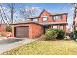 39 Guildwood Drive  Hamilton, ON L9C 6S3