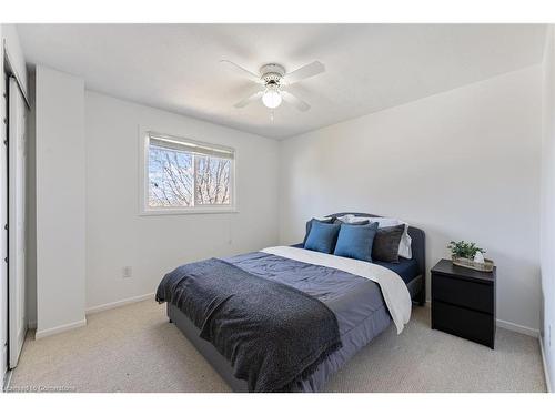 2225 Sheffield Drive, Burlington, ON - Indoor Photo Showing Bedroom