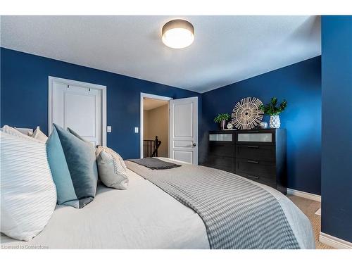 4128 Galileo Common, Burlington, ON - Indoor Photo Showing Bedroom