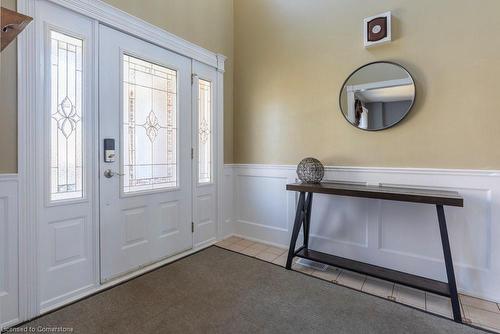 2456 Overton Drive, Burlington, ON - Indoor Photo Showing Other Room