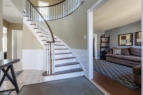 2456 Overton Drive, Burlington, ON - Indoor Photo Showing Other Room