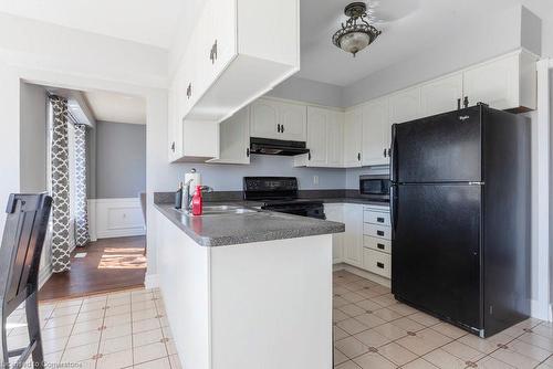 2456 Overton Drive, Burlington, ON - Indoor Photo Showing Kitchen