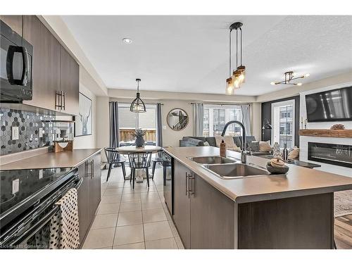 64 Arnold Marshall Boulevard, Caledonia, ON - Indoor Photo Showing Kitchen With Double Sink With Upgraded Kitchen