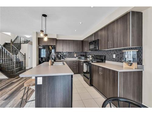 64 Arnold Marshall Boulevard, Caledonia, ON - Indoor Photo Showing Kitchen With Double Sink With Upgraded Kitchen