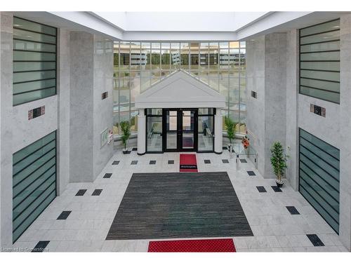 575 Riverbend Drive, Kitchener, ON 