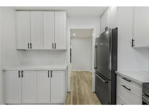 5-1420 Garth Street, Hamilton, ON - Indoor Photo Showing Kitchen