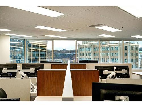 1200-21 King Street W, Hamilton, ON 