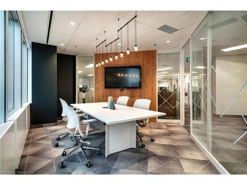 1200-21 King Street W, Hamilton, ON 