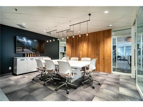 1200-21 King Street W, Hamilton, ON 