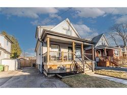 64 Barons Avenue N Hamilton, ON L8H 5A4