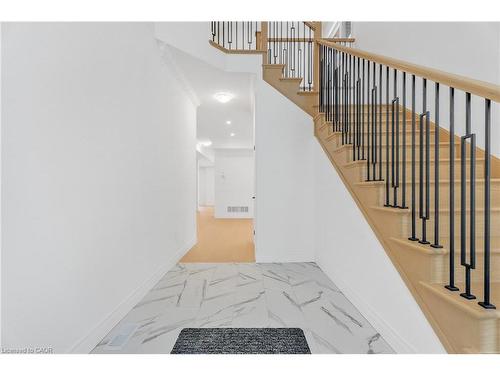 22 Roselawn Avenue, Ancaster, ON - Indoor Photo Showing Other Room