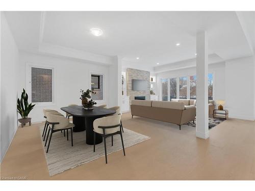 22 Roselawn Avenue, Ancaster, ON - Indoor Photo Showing Dining Room