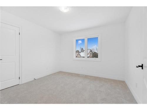 22 Roselawn Avenue, Ancaster, ON - Indoor Photo Showing Other Room