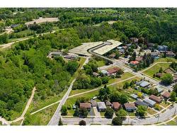 8-14 North Ridge Terrace  Kitchener, ON N2A 2S5