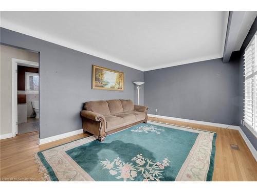 9 Gavin Drive, St. Catharines, ON - Indoor Photo Showing Other Room