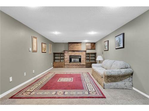 9 Gavin Drive, St. Catharines, ON - Indoor With Fireplace