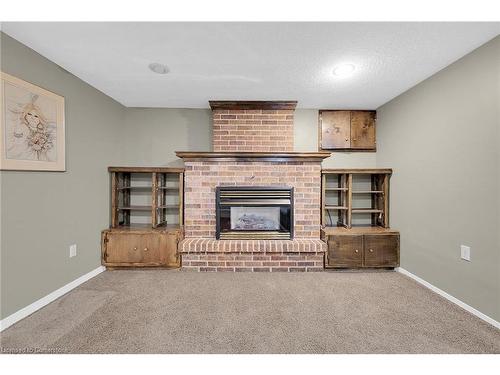 9 Gavin Drive, St. Catharines, ON - Indoor With Fireplace