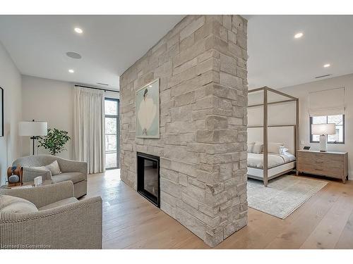 3093 Princess Boulevard, Burlington, ON - Indoor Photo Showing Living Room With Fireplace