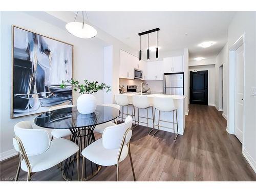 107-120 Springvalley Crescent, Hamilton, ON - Indoor Photo Showing Dining Room
