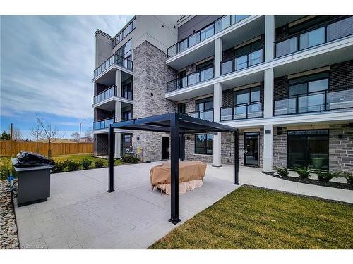 107-120 Springvalley Crescent, Hamilton, ON - Outdoor With Balcony
