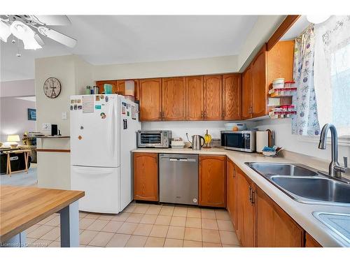 43 Everest Street, Hamilton, ON - Indoor Photo Showing Kitchen With Double Sink