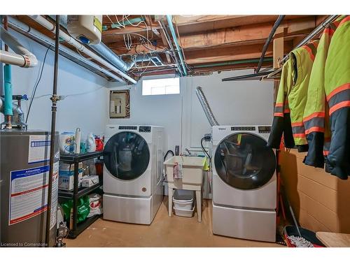 43 Everest Street, Hamilton, ON - Indoor Photo Showing Laundry Room