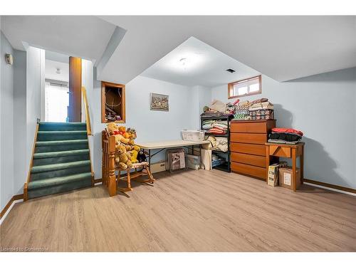 43 Everest Street, Hamilton, ON - Indoor Photo Showing Other Room