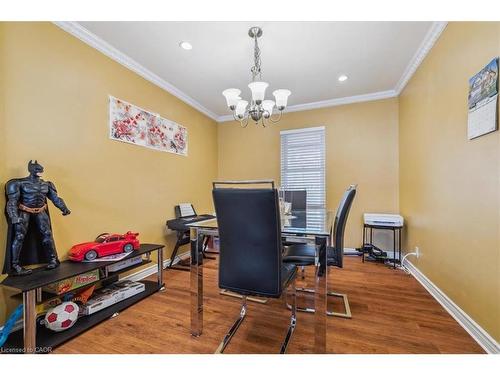 1122 Cannon Street E, Hamilton, ON - Indoor