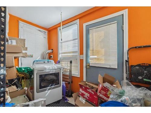 1122 Cannon Street E, Hamilton, ON - Indoor Photo Showing Laundry Room