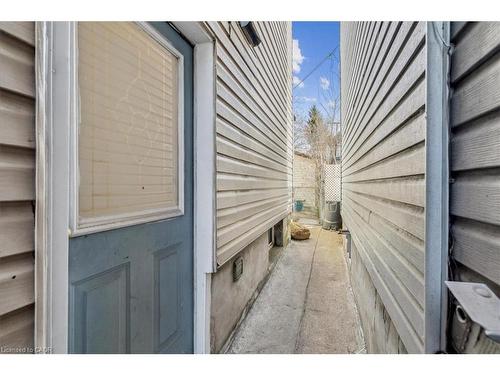 1122 Cannon Street E, Hamilton, ON - Outdoor With Exterior