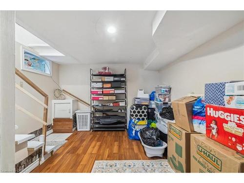 1122 Cannon Street E, Hamilton, ON - Indoor Photo Showing Other Room