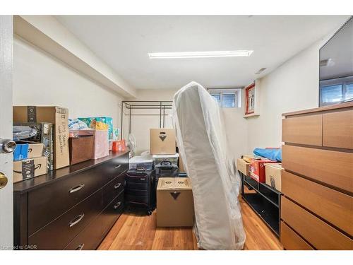 1122 Cannon Street E, Hamilton, ON - Indoor