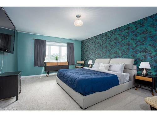 7776 Tupelo Crescent, Niagara Falls, ON - Indoor Photo Showing Bedroom