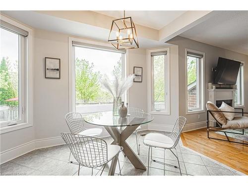 2170 Coldwater Street, Burlington, ON - Indoor Photo Showing Dining Room