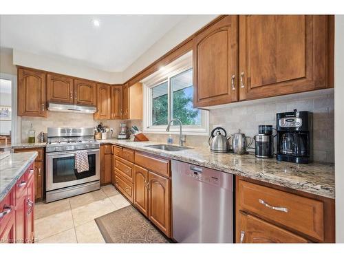 4540 20 Sideroad N, Puslinch, ON - Indoor Photo Showing Kitchen