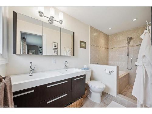 4540 20 Sideroad N, Puslinch, ON - Indoor Photo Showing Bathroom