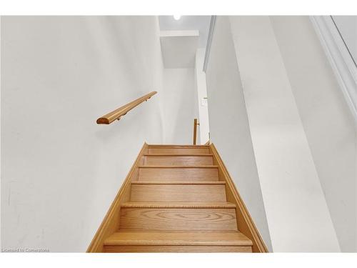 39 Sea Drifter Crescent, Brampton, ON - Indoor Photo Showing Other Room