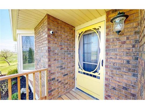 5282 Springcreek Road, Beamsville, ON - Outdoor With Deck Patio Veranda With Exterior