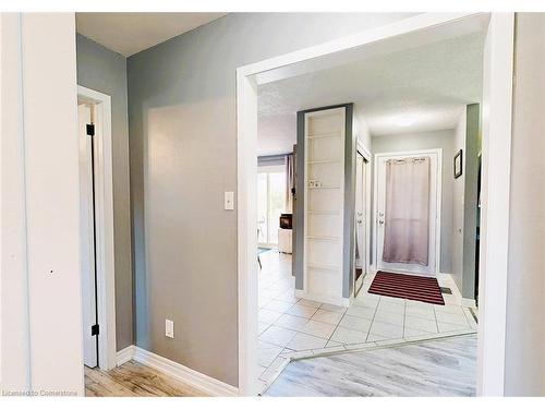 5282 Springcreek Road, Beamsville, ON - Indoor Photo Showing Other Room