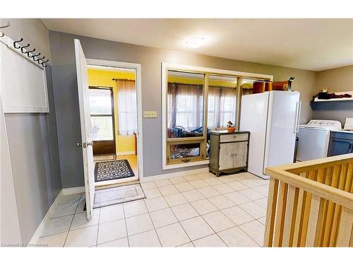 5282 Springcreek Road, Beamsville, ON - Indoor