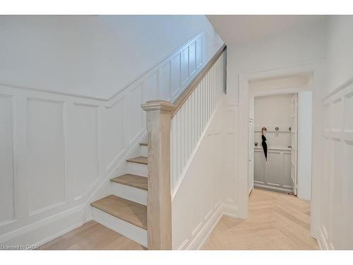 1060 Mohawk Road, Burlington, ON - Indoor Photo Showing Other Room