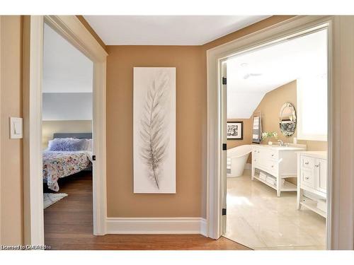 4197 Walkers Line, Burlington, ON 